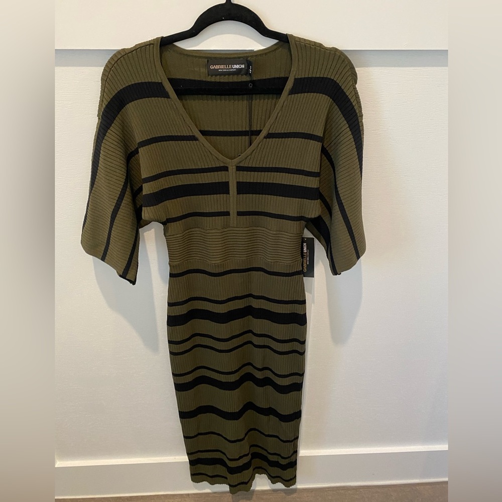 Gabrielle union v neck midi sweater dress